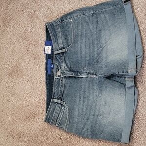 NWT Size 14 Jean Shorts - 4.5" inseam
